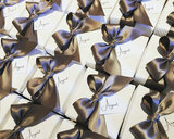 Vierkant doosje met deksel &ndash; wit met bolletje in hoogdruk