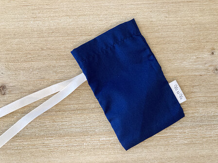 zakje marine met wit lint